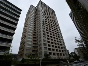 南側から見たミッドタワーC
