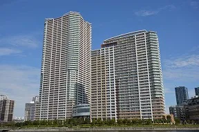 対岸の晴海方面より