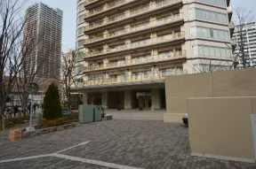 ステーションフォレストタワーのエントラ<br>ンス