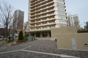 敷地エントランス