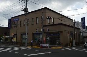 みずほ銀行　成城支店
