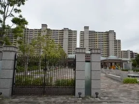 メインエントランスより望む