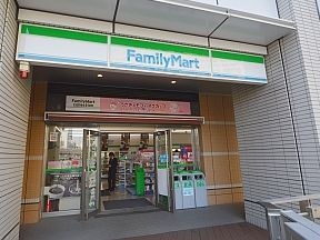 ファミリーマート　飯田橋プラーノ店
