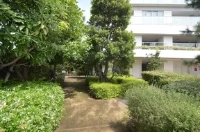 植栽豊かなガーデン