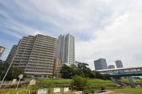 外観（兵庫島公園より）
