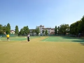 豊玉中公園庭球場