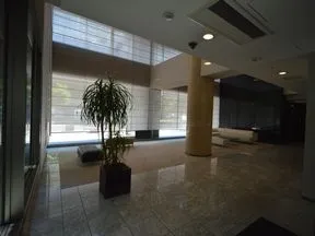エントランスラウンジ