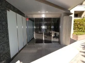サウスエントランス
