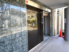 駐輪場出入口