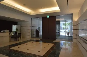 エントランスホール