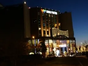 横浜ワールドポーターズ