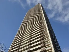 南側より