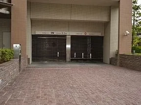 駐車場出入口