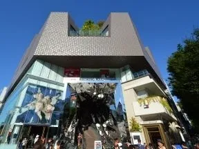 東急プラザ　表参道原宿