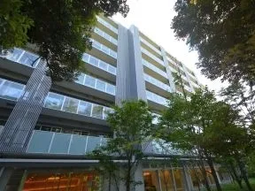 北東からの外観