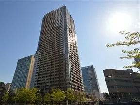 パークタワーグランスカイに至ります。