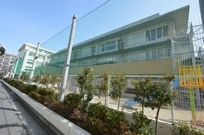 豊洲小学校