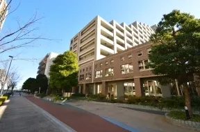 東側より