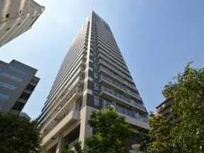 南側からの外観