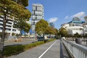 みなとみらい橋から