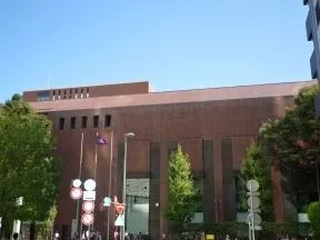 新宿文化センター