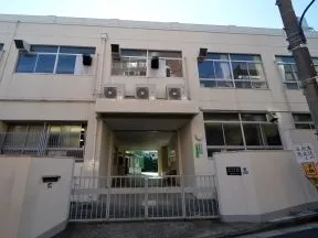 成女学園中学校・高校