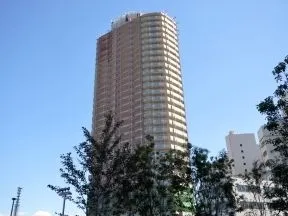 北東からの外観