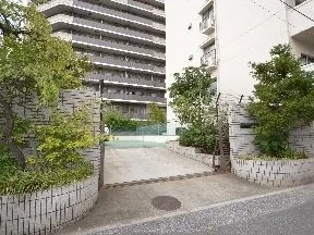 忍岡小学校
