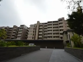 北から見たA棟