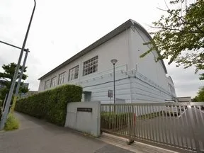 浦安市立日の出中学校
