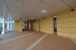 エントランス正面