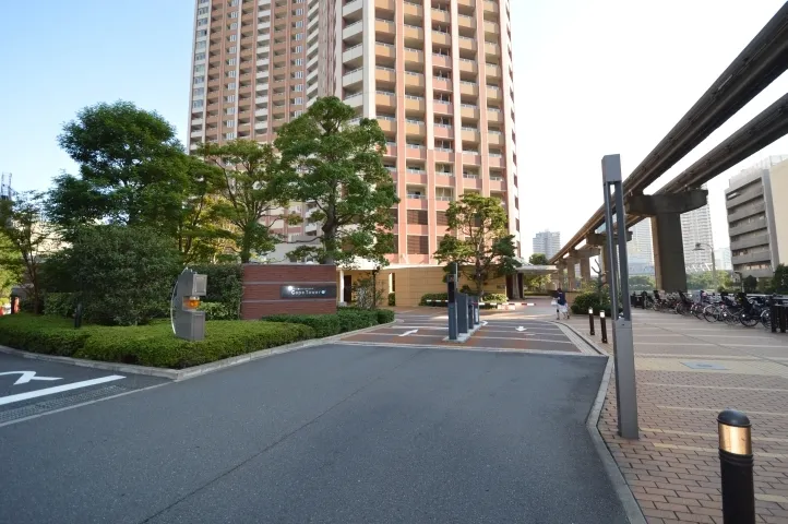 敷地入口