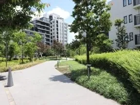 四季彩の森(広場状公開空地)