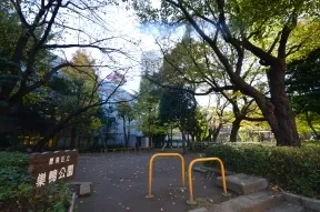 豊島区立　巣鴨公園
