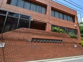 荒川区立日暮里図書館