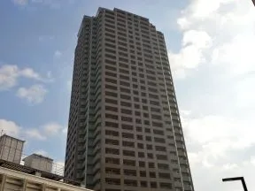 北西側からの外観