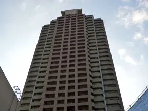 北側からの外観