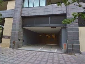 カーエントランス