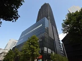 堺筋から見た外観