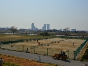 多摩川ガス橋緑地テニスコート