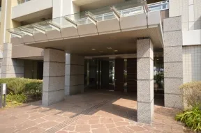 GARDEN COURT　エントランス