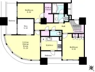 2ＬＤＫ+ＤＥＮ+ＷＩＣ+ＳＴ<br>82.12m²