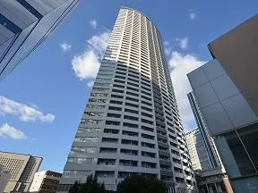 堂島リバーフォーラムからの外観