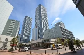北西方面からの外観