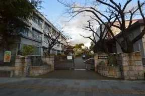 名古屋市立　沢上中学校