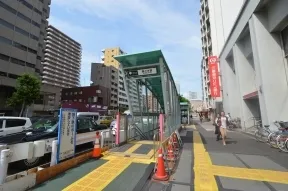 勝どき駅A2a出口を出ます