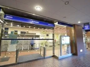 みずほ銀行　新宿新都心店