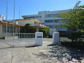 川崎市立高津高等学校