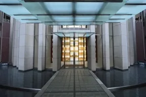 マンションエントランス