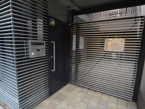 ５番館エントランス